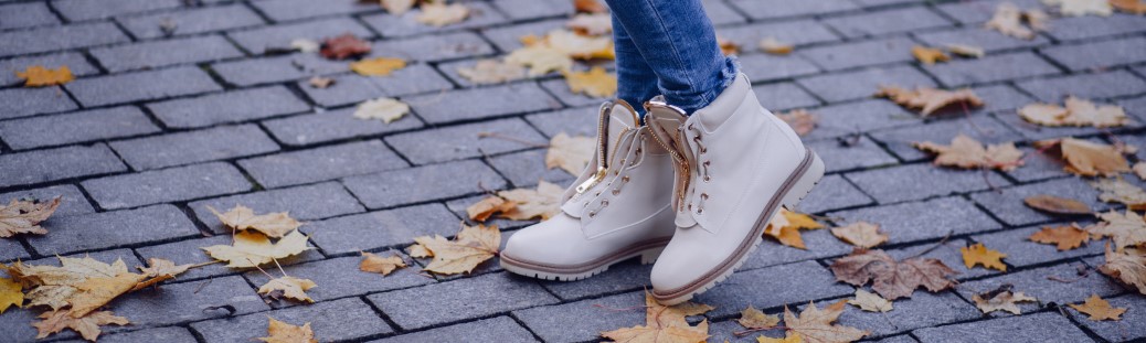 comment enlever du vin rouge sur les chaussures sans les tacher